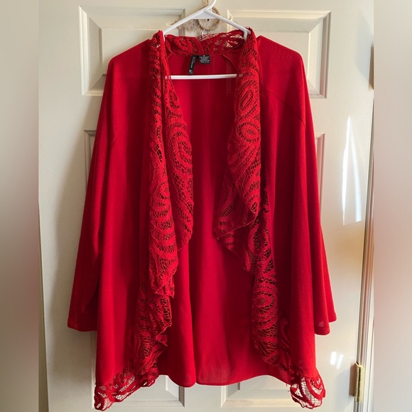 Red cardigan - Picture 1 of 2